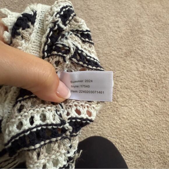 Marine Layer Mia Crochet Tank in Neutral Stripe Size XL - Picture 4 of 5